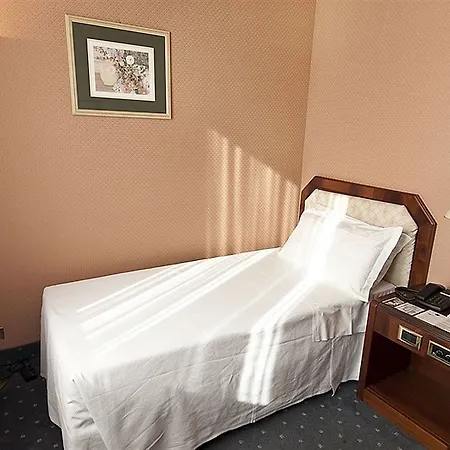 Bristol Hotel 4*