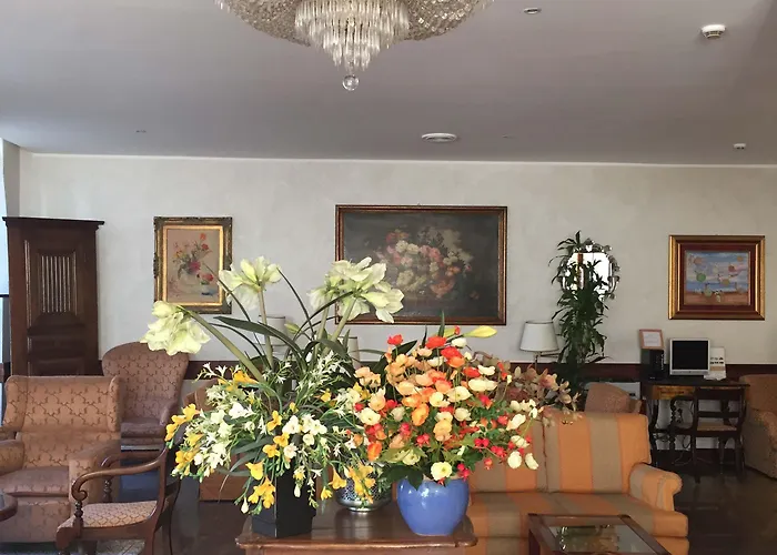 Bristol Hotel 4*