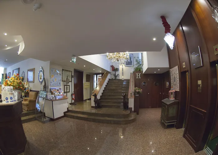 Hotel Bristol