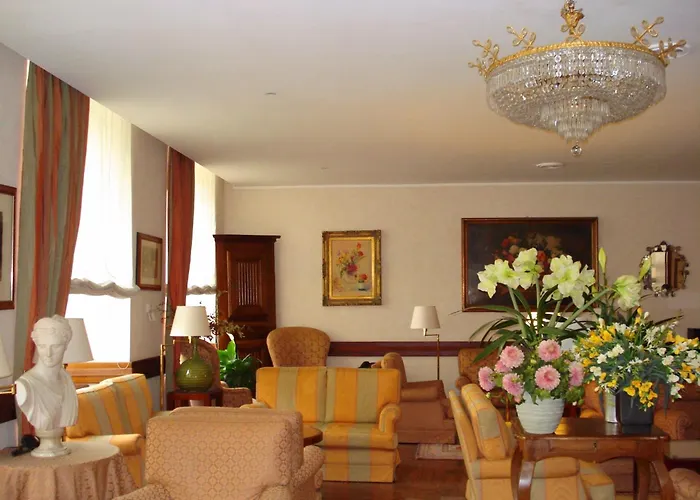 Bristol Otel 4*