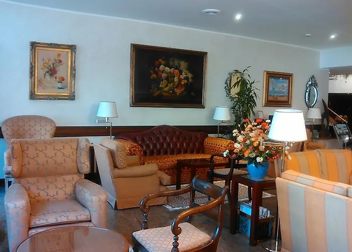 Bristol Hotel 4*